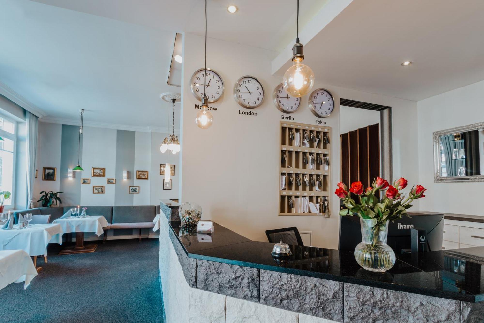 Hotel & Restaurant Wiggers 巴特奥尔德斯洛 外观 照片