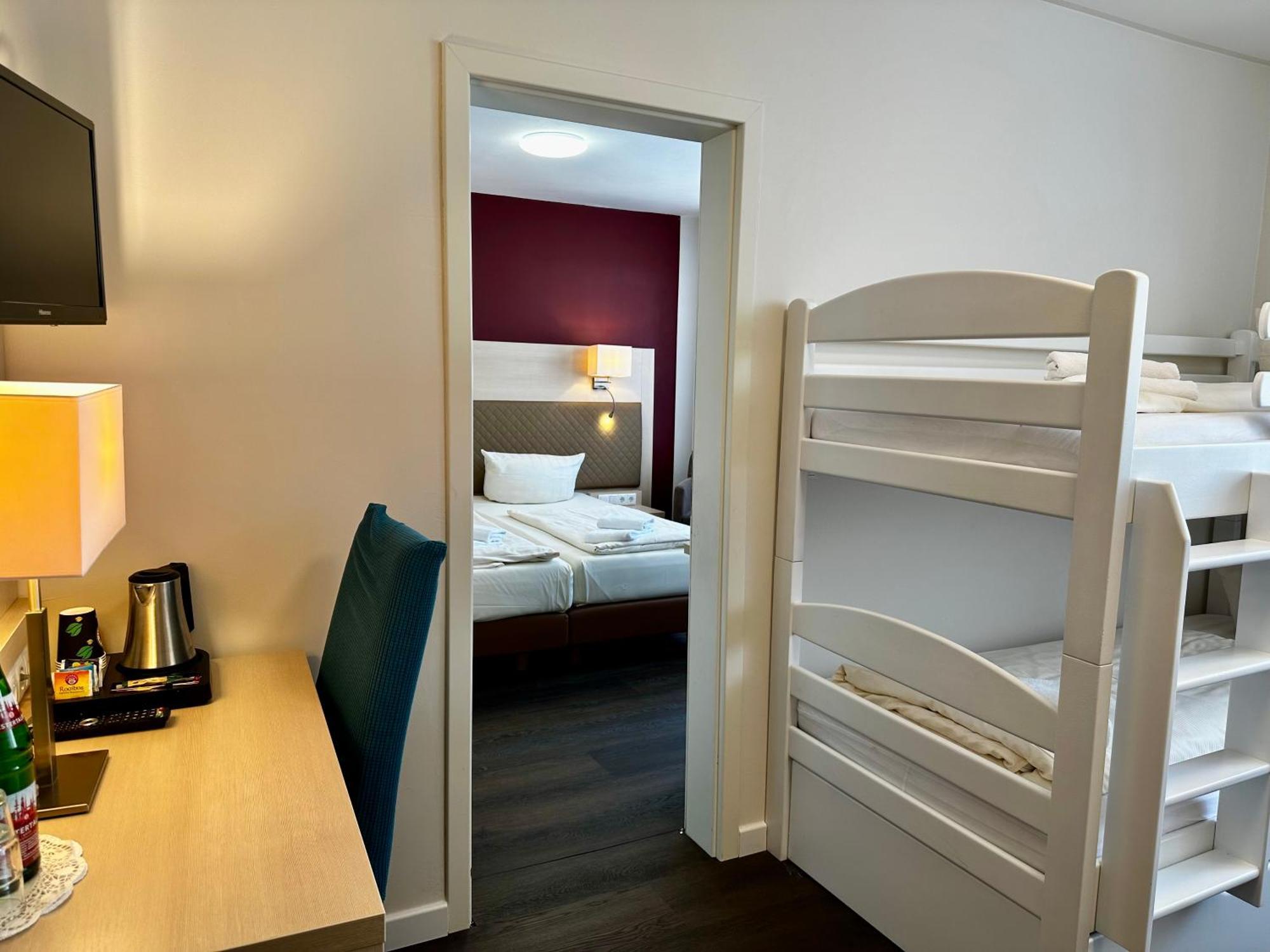 Hotel & Restaurant Wiggers 巴特奥尔德斯洛 外观 照片