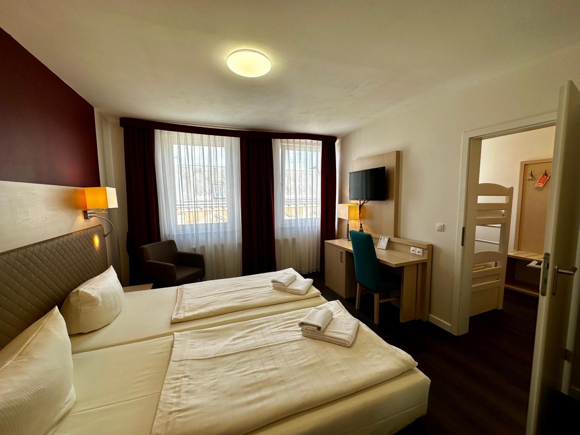 Hotel & Restaurant Wiggers 巴特奥尔德斯洛 外观 照片